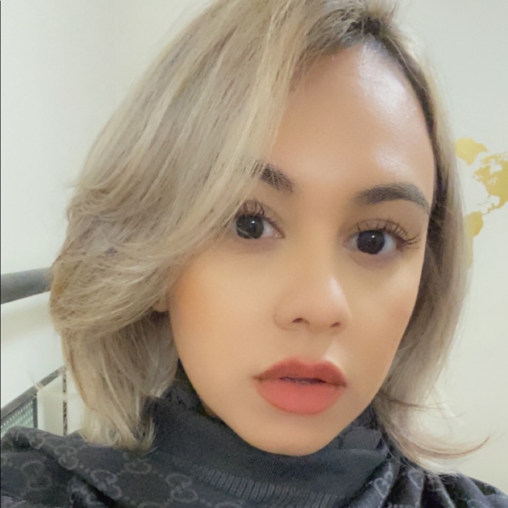 Meet your Posher, Vicmarie